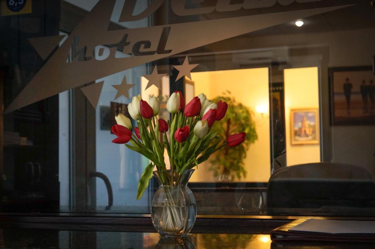 Delta Hotel Vylkove Eksteriør billede