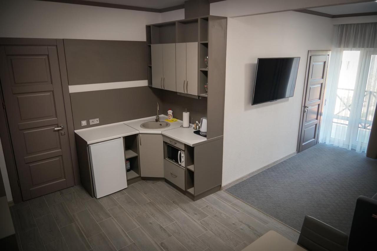 Delta Hotel Vylkove Eksteriør billede